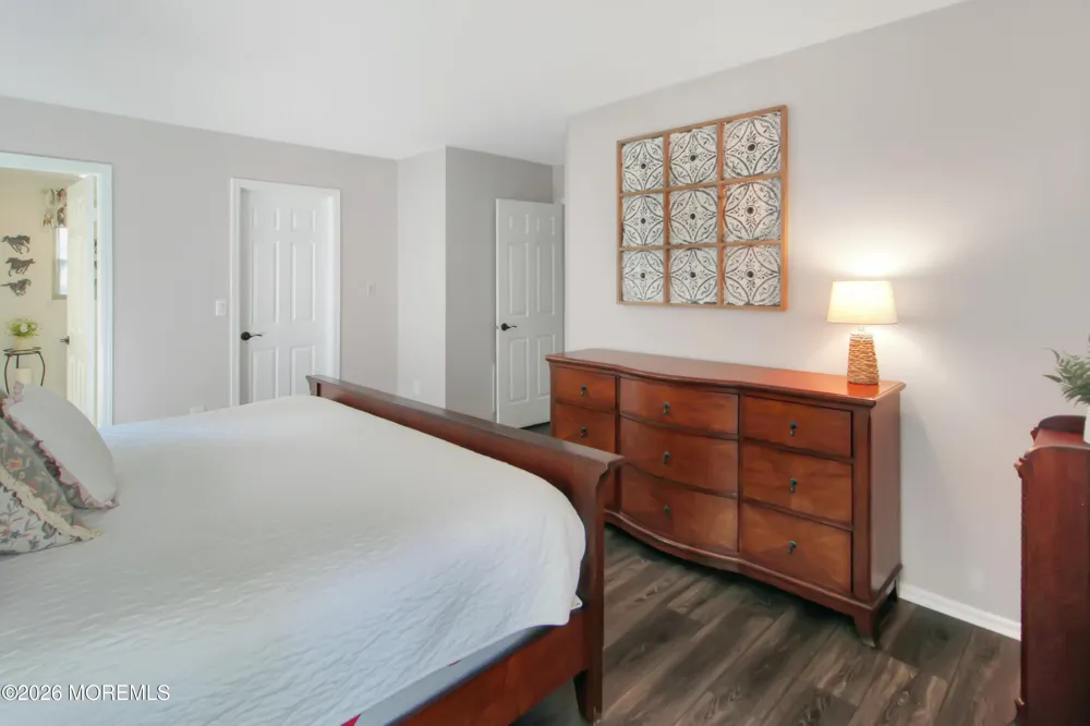 514 Petunia Lane Whiting, NJ 08759