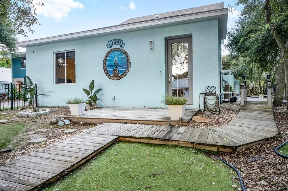 1341 S DAYTONA AVENUE Flagler Beach, FL 32136