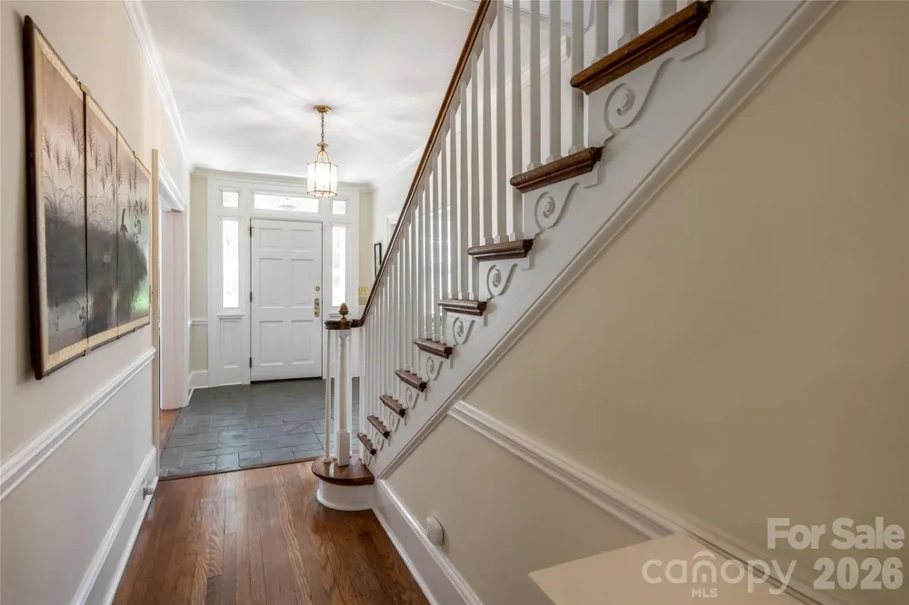 17 Lynwood Road Asheville, NC 28804