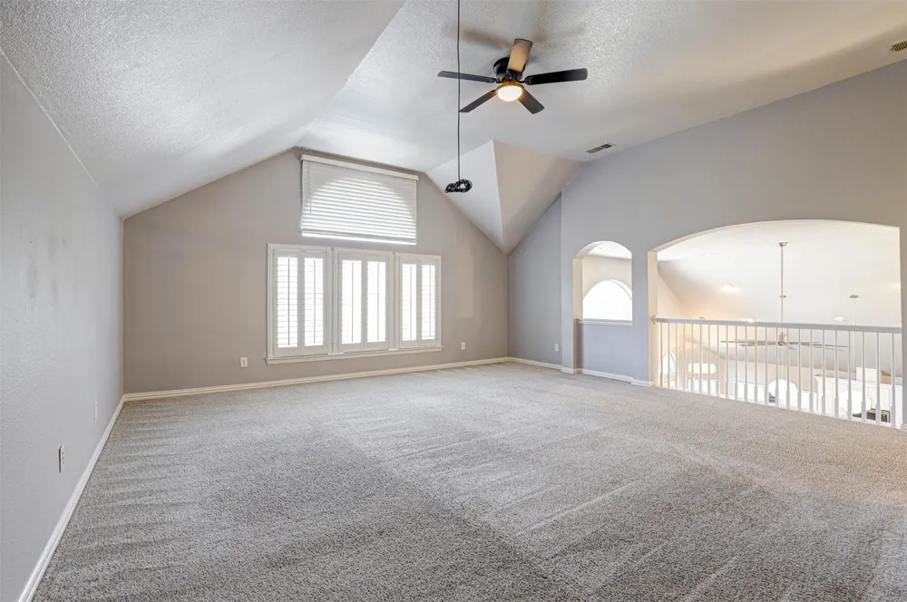5704 Kelly Court Haltom City, TX 76137