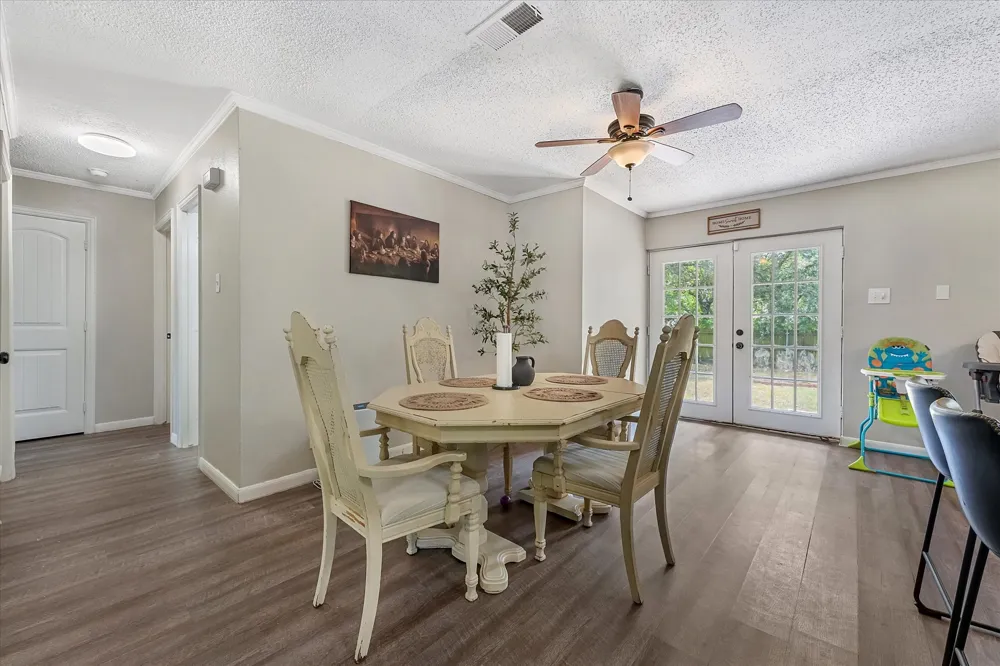 214 E Arkansas Street Sherman, TX 75090