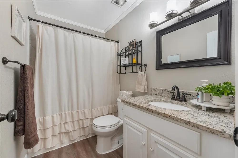 214 E Arkansas Street Sherman, TX 75090