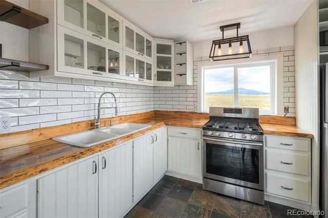 137 Western Bee Lane Fairplay, CO 80440