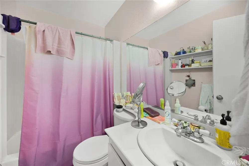1402 Vista Grande Fullerton, CA 92835