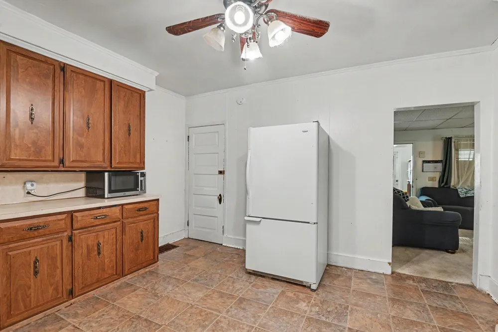 148 E Emerson Street Kalamazoo, MI 49001