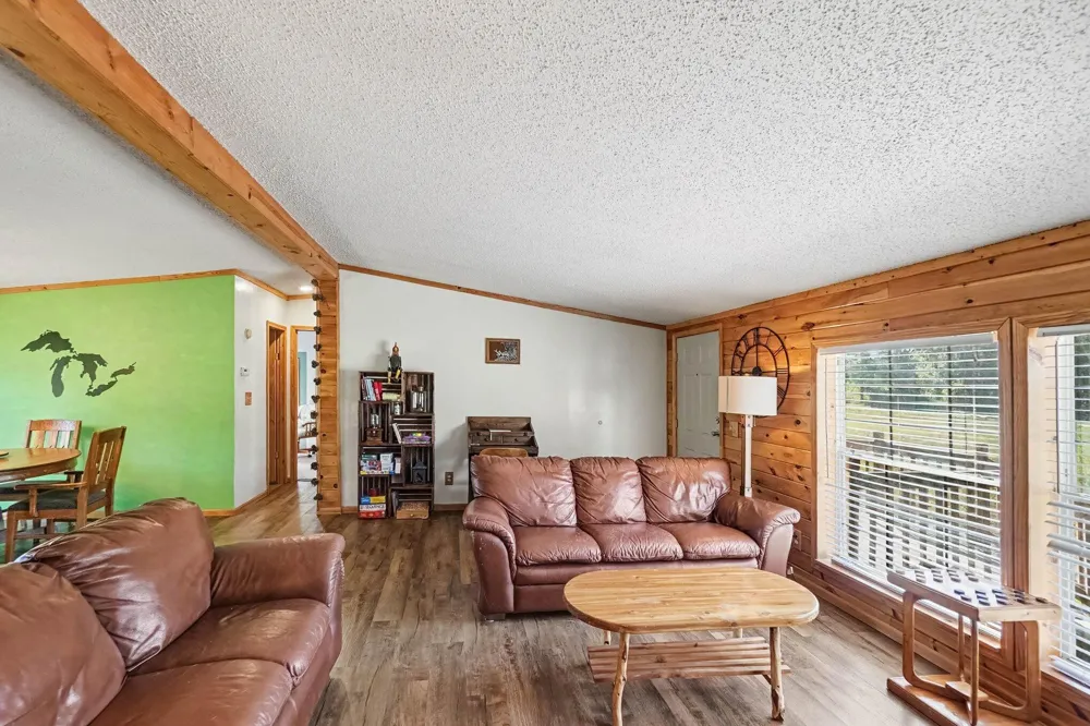 23410 Eisenhower Road Newaygo, MI 49337