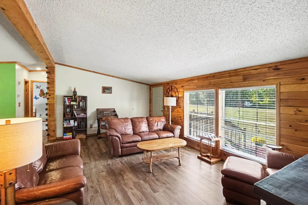 23410 Eisenhower Road Newaygo, MI 49337