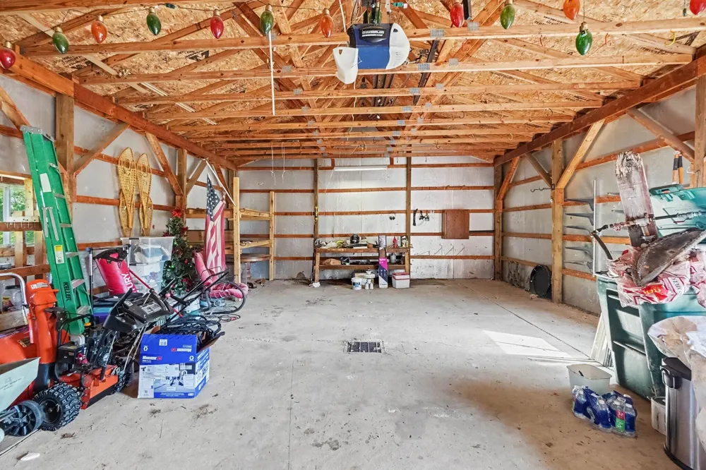 23410 Eisenhower Road Newaygo, MI 49337