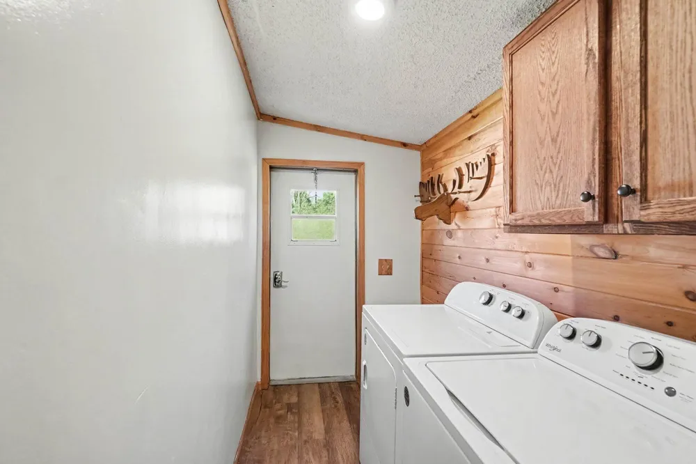 23410 Eisenhower Road Newaygo, MI 49337