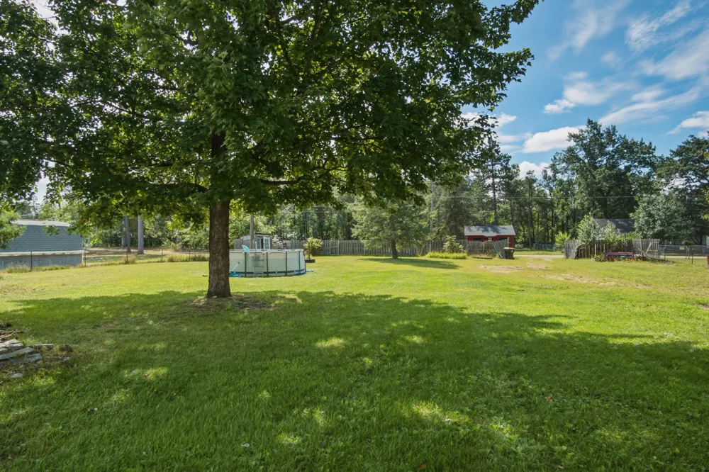10124 Woodlawn Street St. Helen, MI 48656