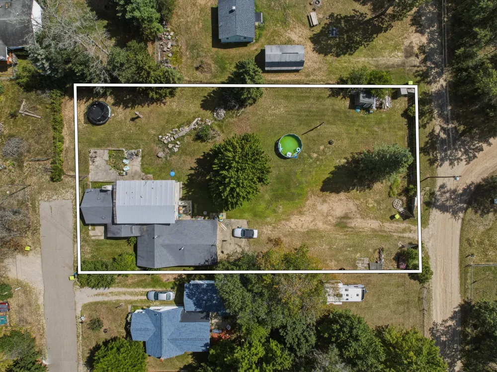 10124 Woodlawn Street St. Helen, MI 48656