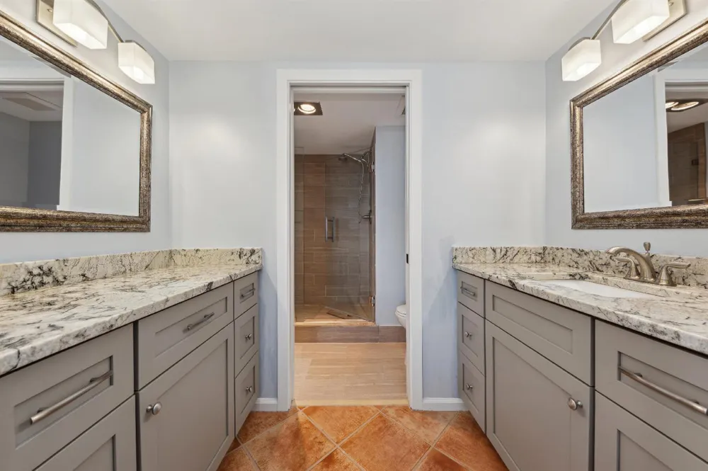 5480 Ocean Drive #B7c Singer Island, FL 33404
