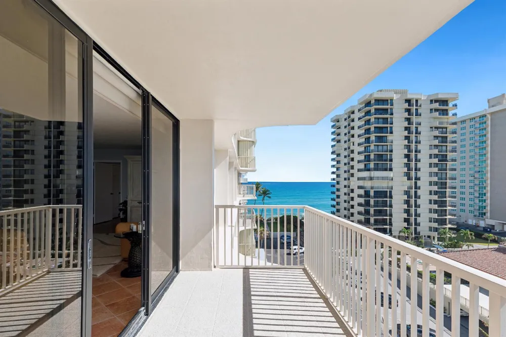 5480 Ocean Drive #B7c Singer Island, FL 33404