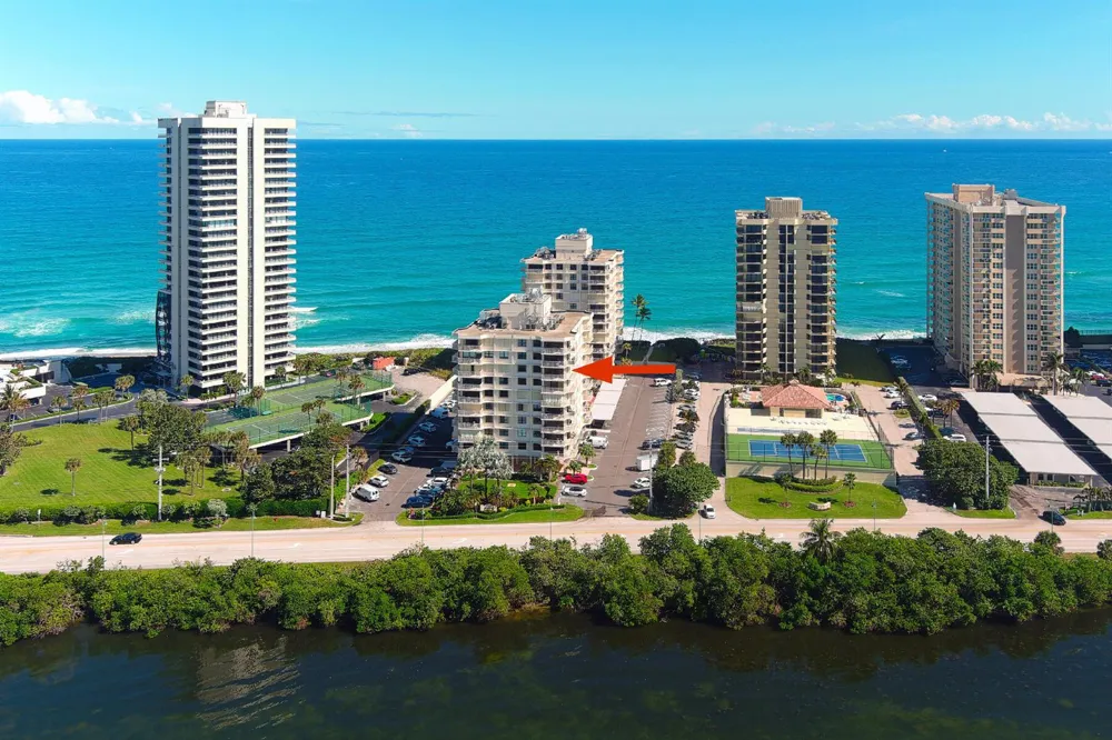 5480 Ocean Drive #B7c Singer Island, FL 33404