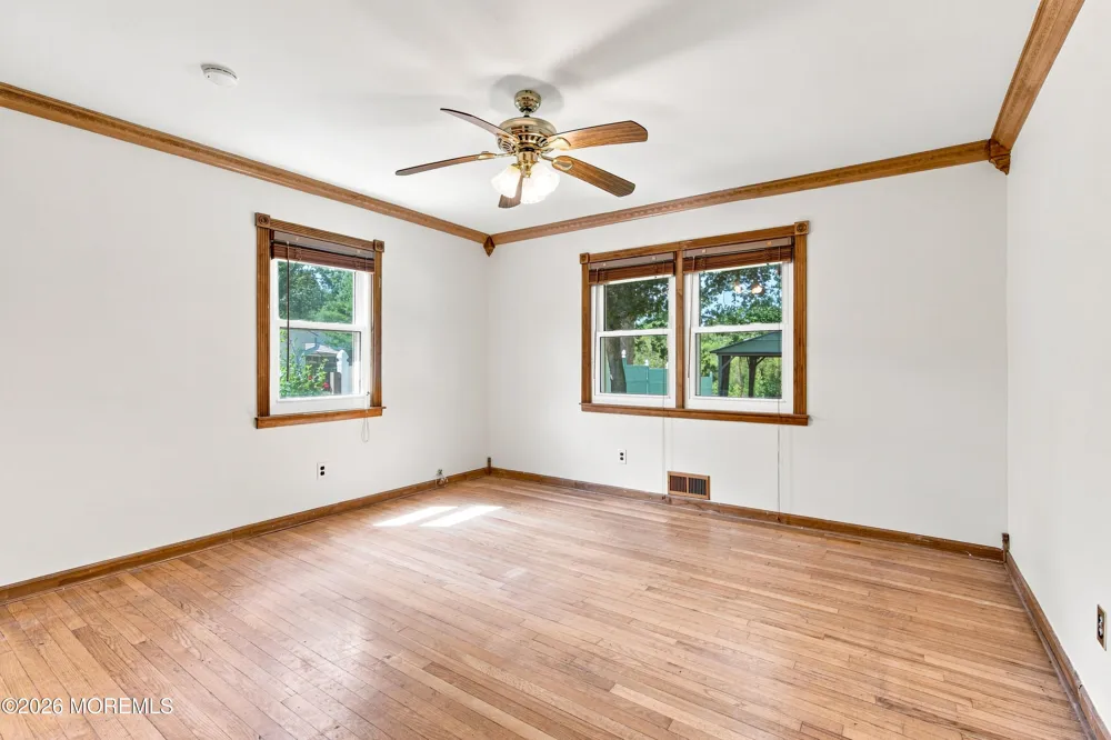 20 Stempler Court Holmdel, NJ 07733