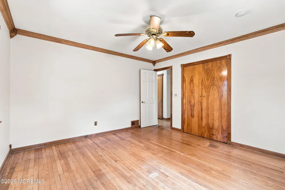 20 Stempler Court Holmdel, NJ 07733