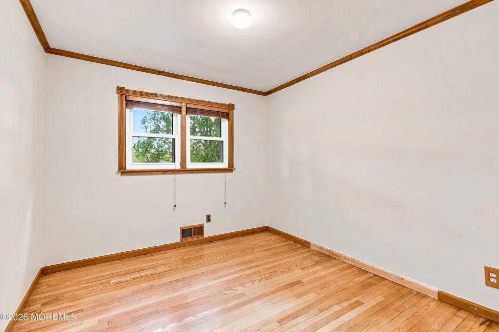 20 Stempler Court Holmdel, NJ 07733