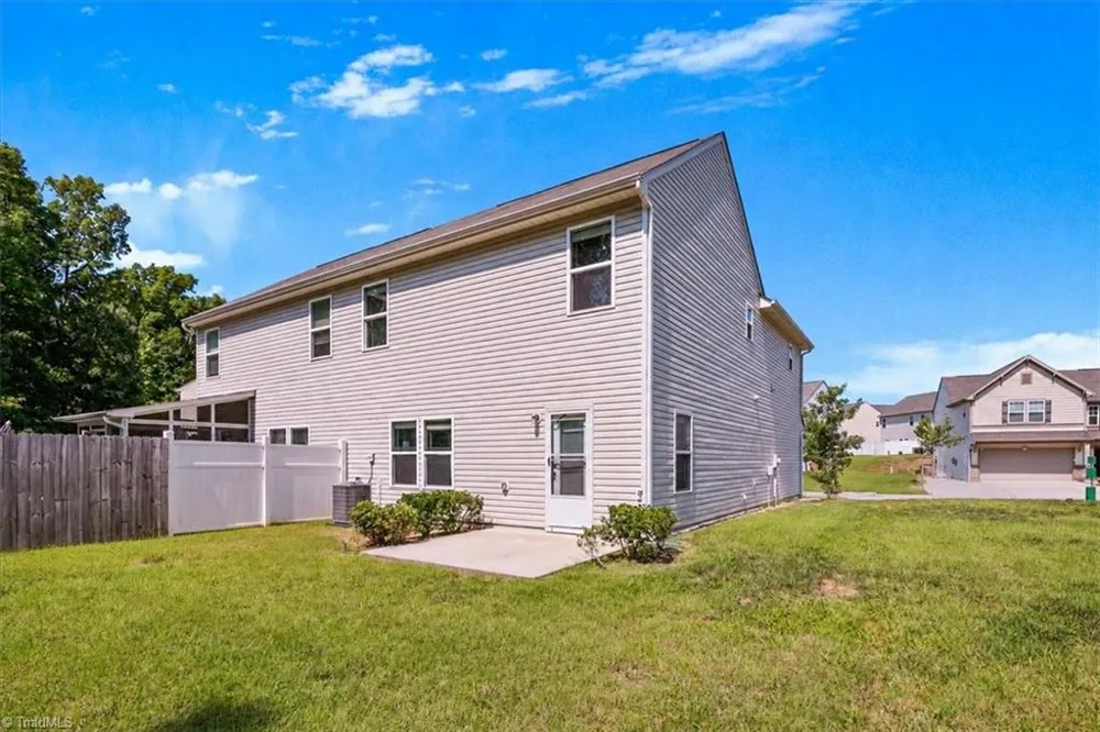 2250 Owls Nest Trail McLeansville, NC 27301