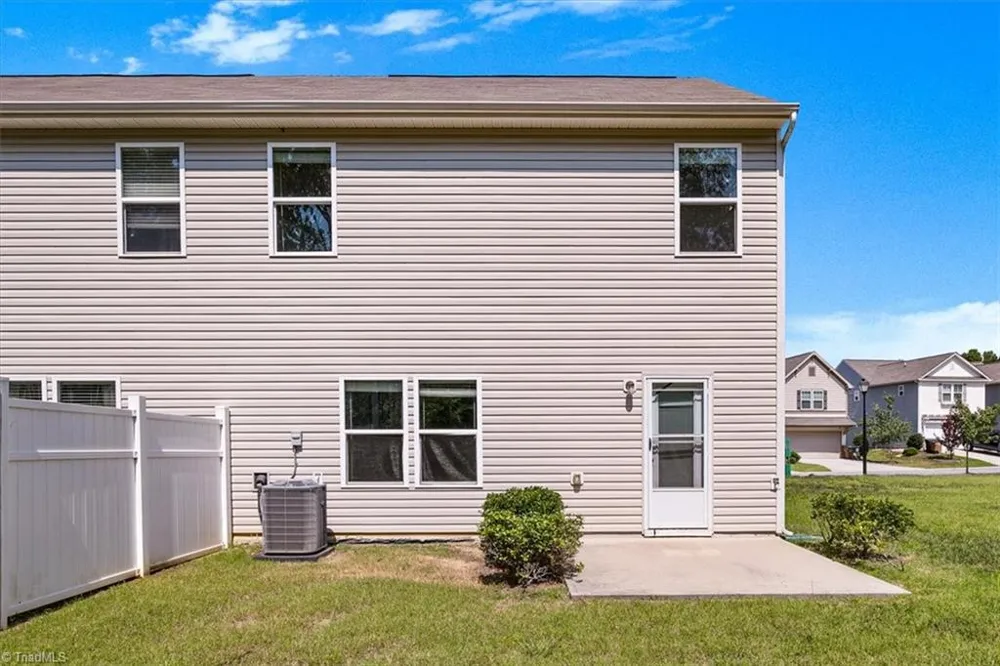 2250 Owls Nest Trail McLeansville, NC 27301