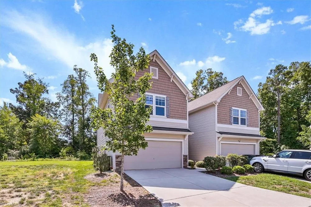 2250 Owls Nest Trail McLeansville, NC 27301