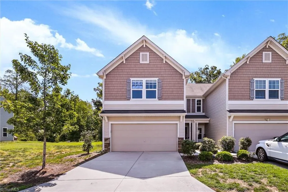 2250 Owls Nest Trail McLeansville, NC 27301