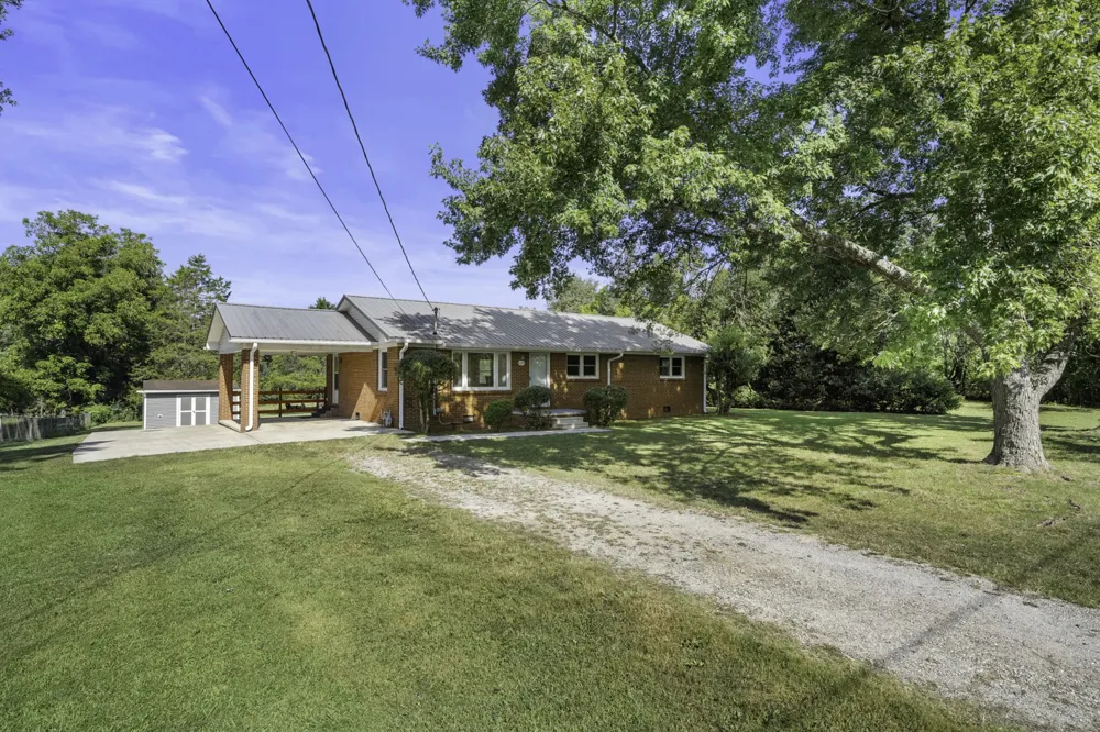 125 Spring Creek Rd Estill Springs, TN 37330