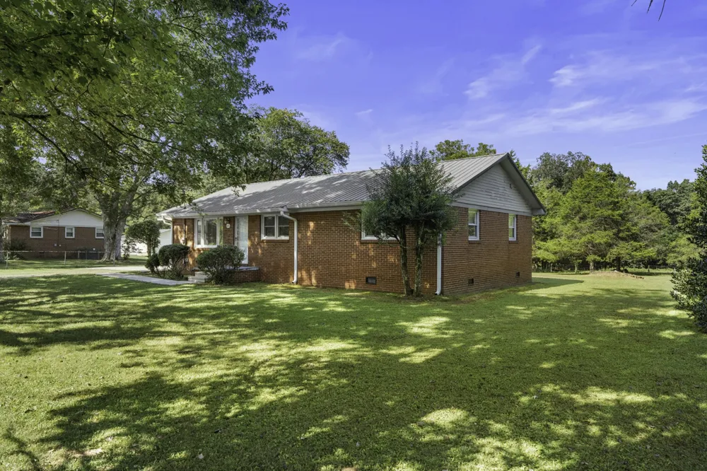 125 Spring Creek Rd Estill Springs, TN 37330