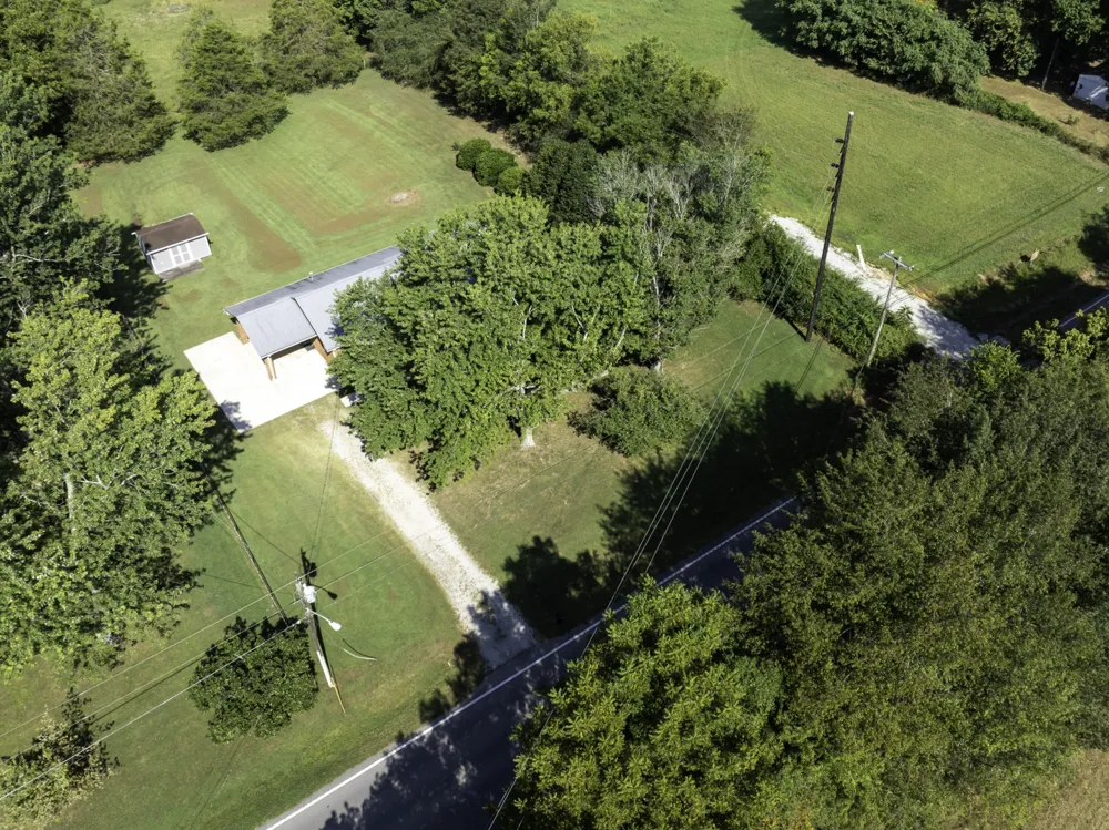 125 Spring Creek Rd Estill Springs, TN 37330