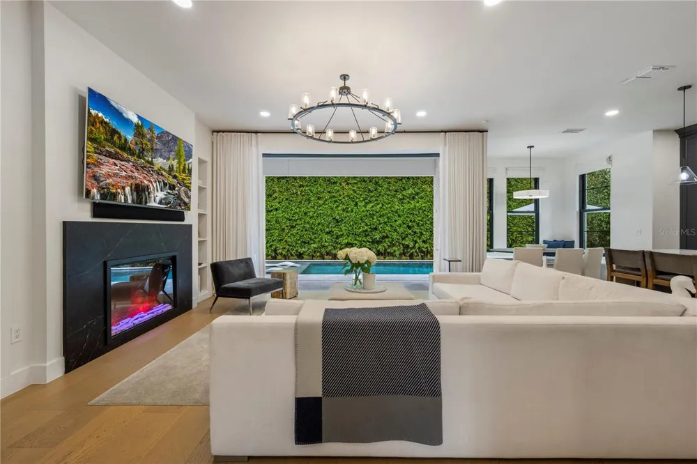 751 PANSY AVENUE Winter Park, FL 32789