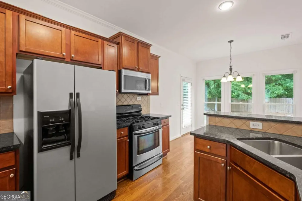 110 Valdosta AVE Canton, GA 30114