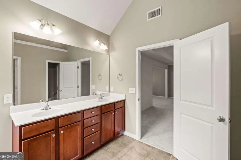 110 Valdosta AVE Canton, GA 30114