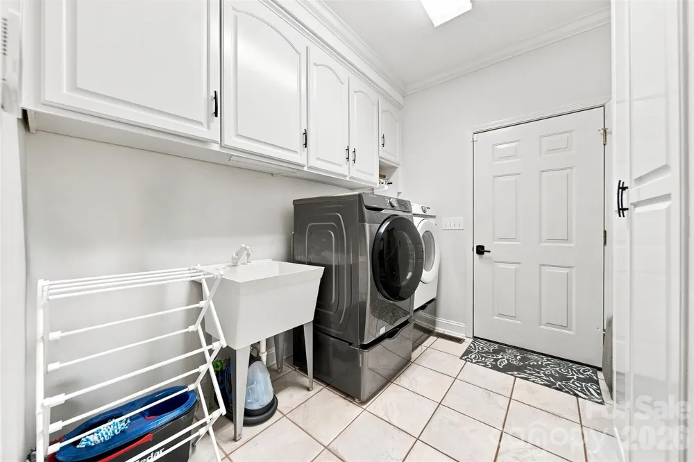 1338 Willow Creek Drive Newton, NC 28658