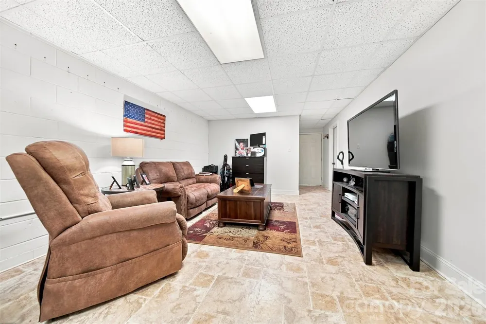 1338 Willow Creek Drive Newton, NC 28658