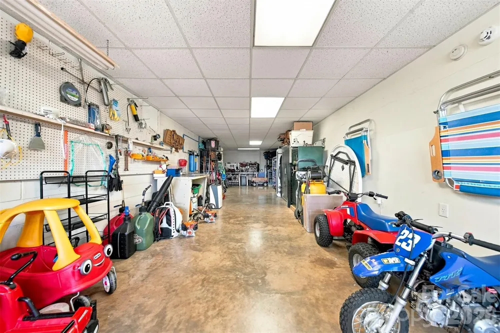 1338 Willow Creek Drive Newton, NC 28658