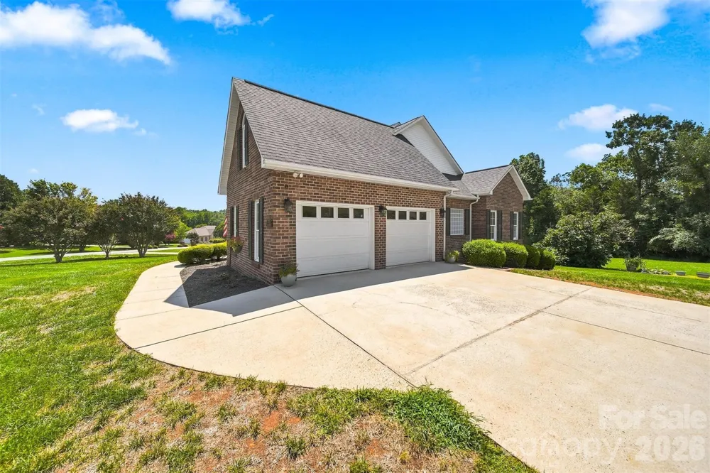 1338 Willow Creek Drive Newton, NC 28658
