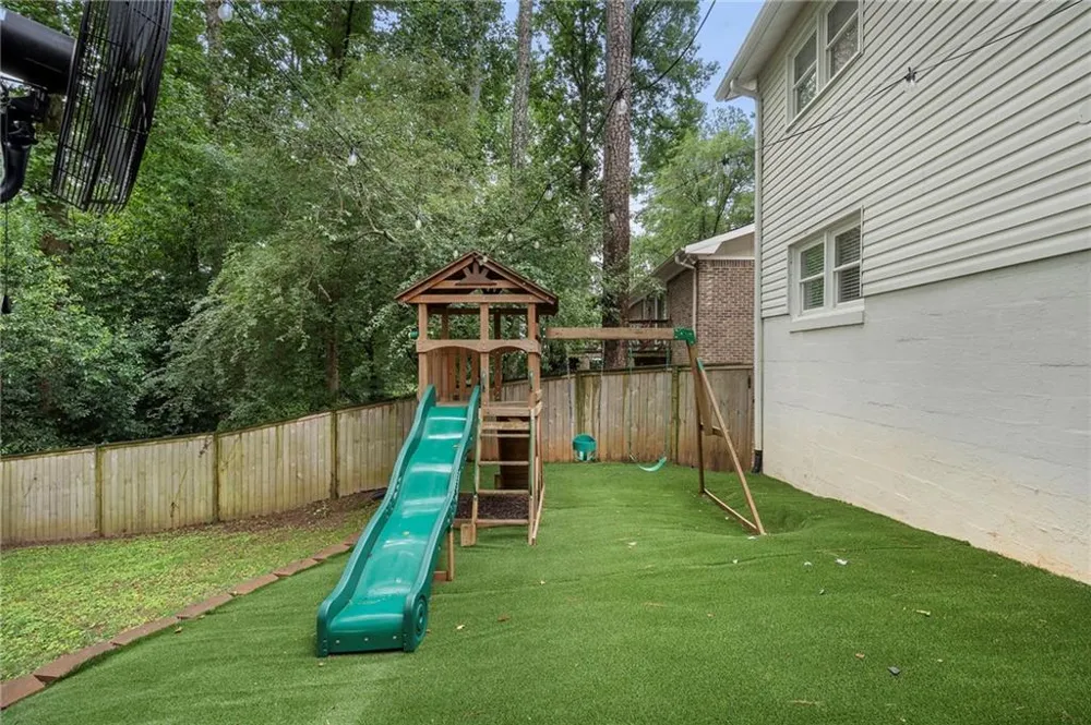 2353 Cortez Way NE Brookhaven, GA 30319