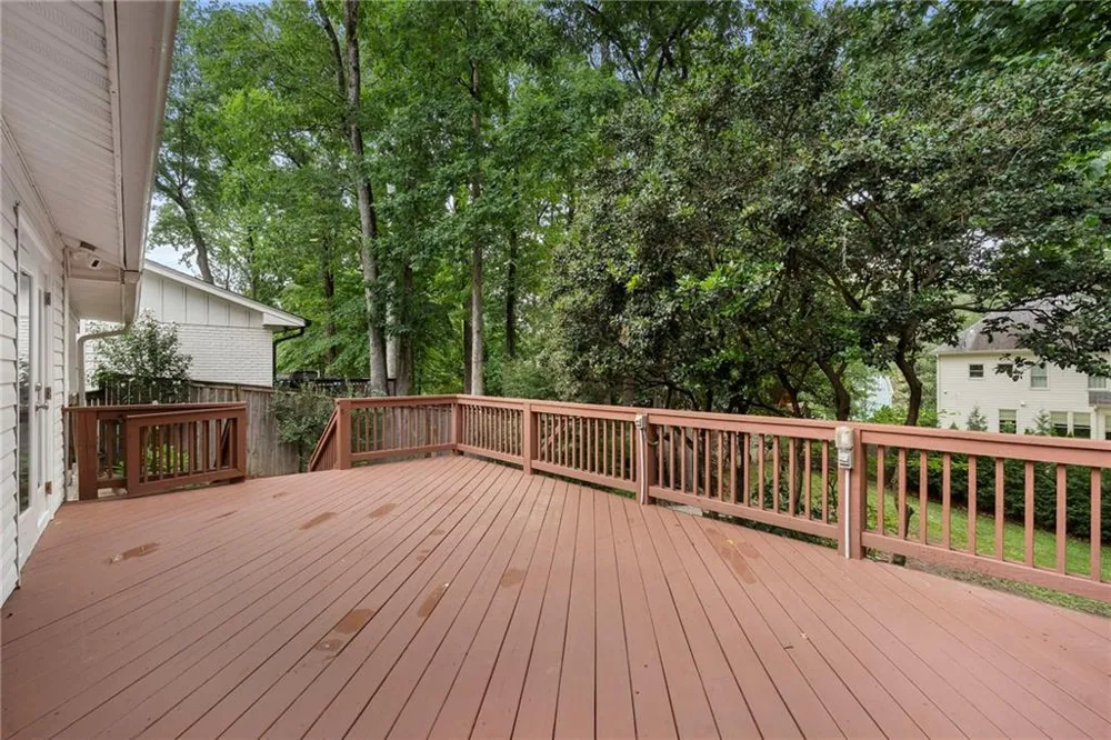 2353 Cortez Way NE Brookhaven, GA 30319