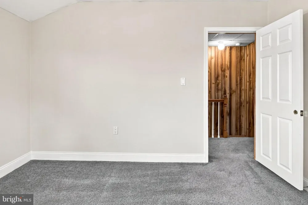 1923 WAREHAM ROAD Dundalk, MD 21222