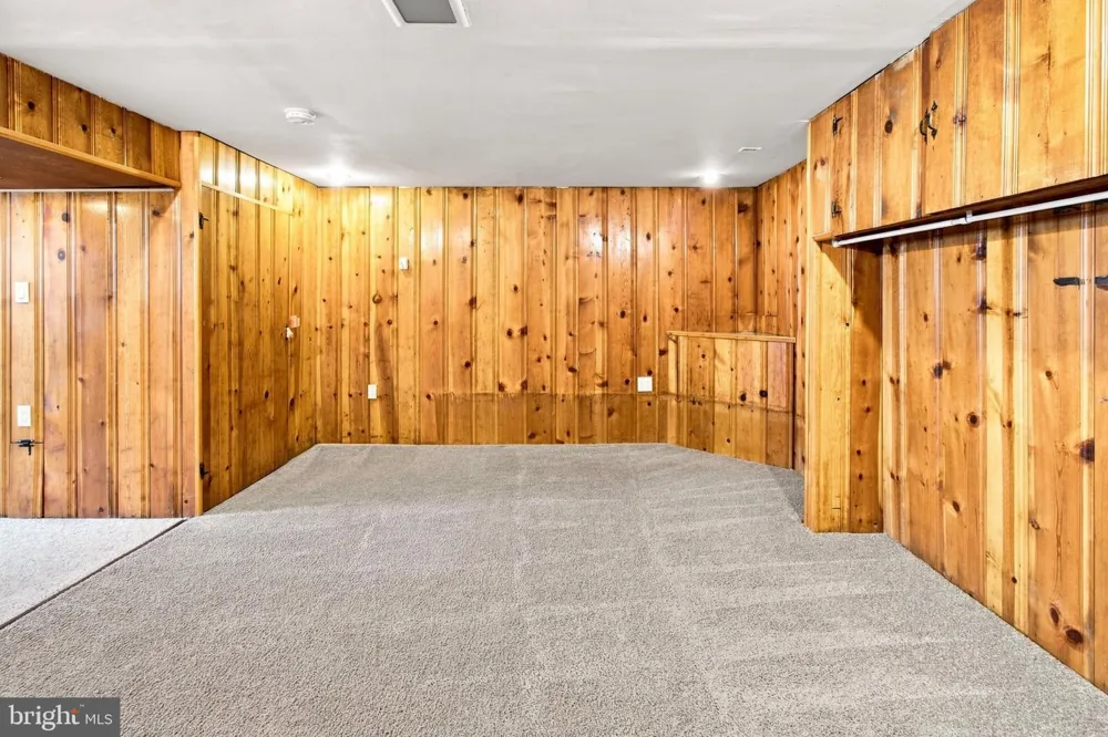 1923 WAREHAM ROAD Dundalk, MD 21222