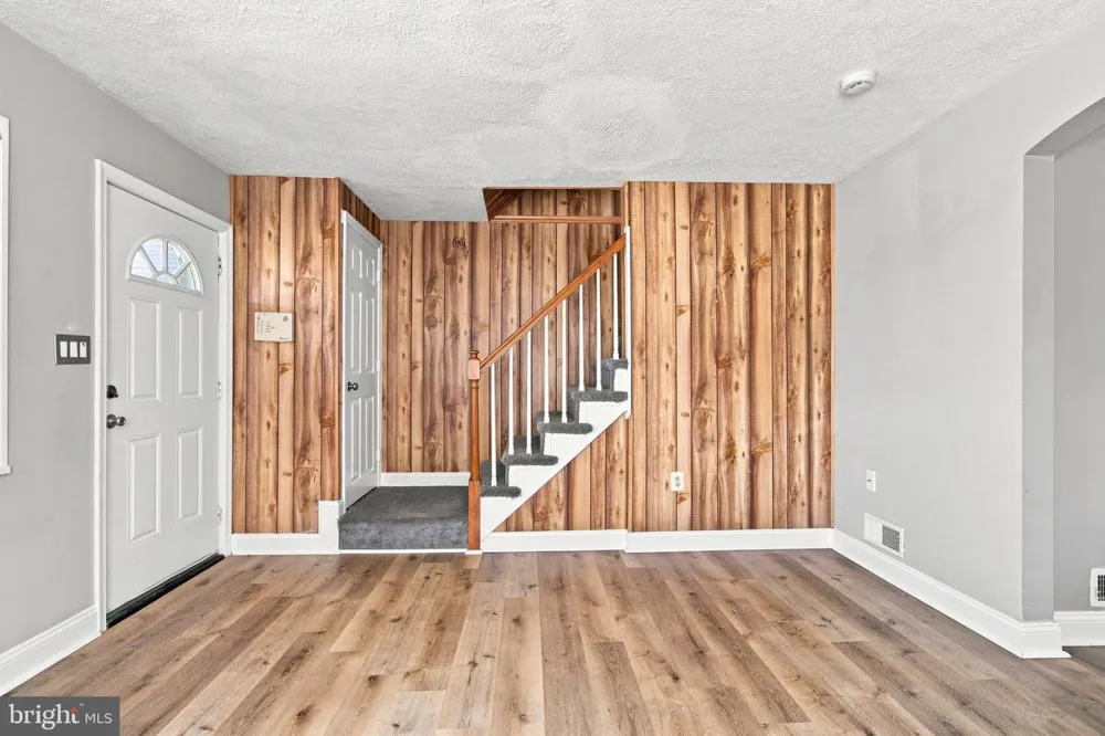 1923 WAREHAM ROAD Dundalk, MD 21222