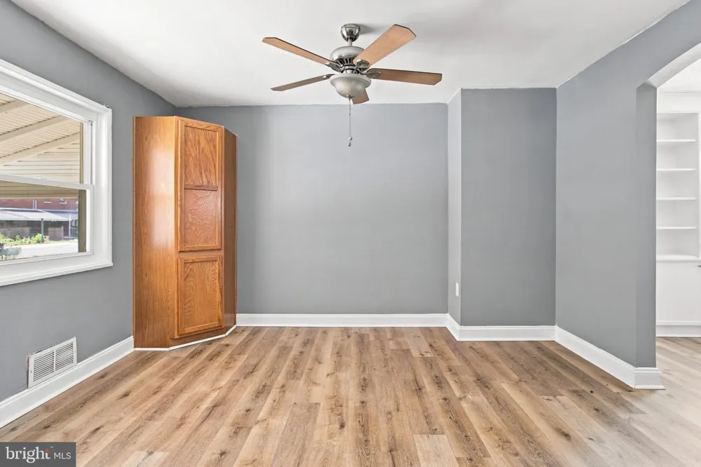 1923 WAREHAM ROAD Dundalk, MD 21222