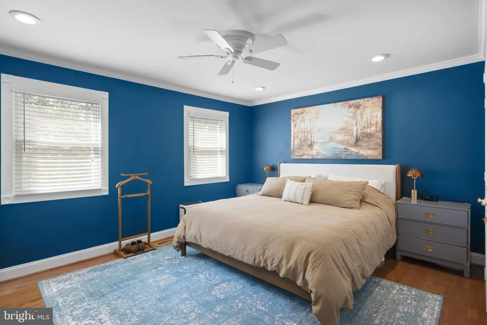 7805 RICHFIELD ROAD Springfield, VA 22153