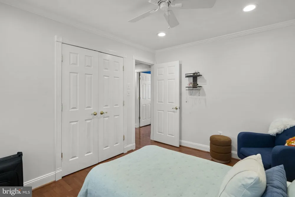 7805 RICHFIELD ROAD Springfield, VA 22153