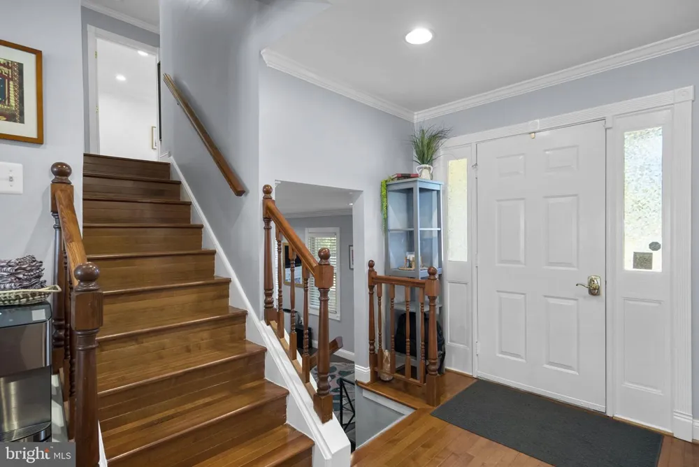7805 RICHFIELD ROAD Springfield, VA 22153