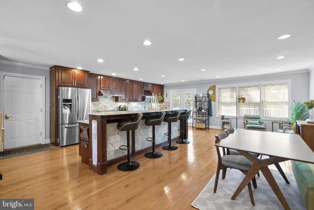 7805 RICHFIELD ROAD Springfield, VA 22153