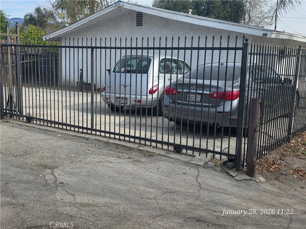 1134 Sepulveda San Bernardino, CA 92410