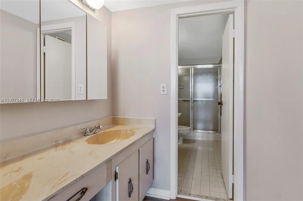 600 Three Islands Blvd #1102 Hallandale Beach, FL 33009