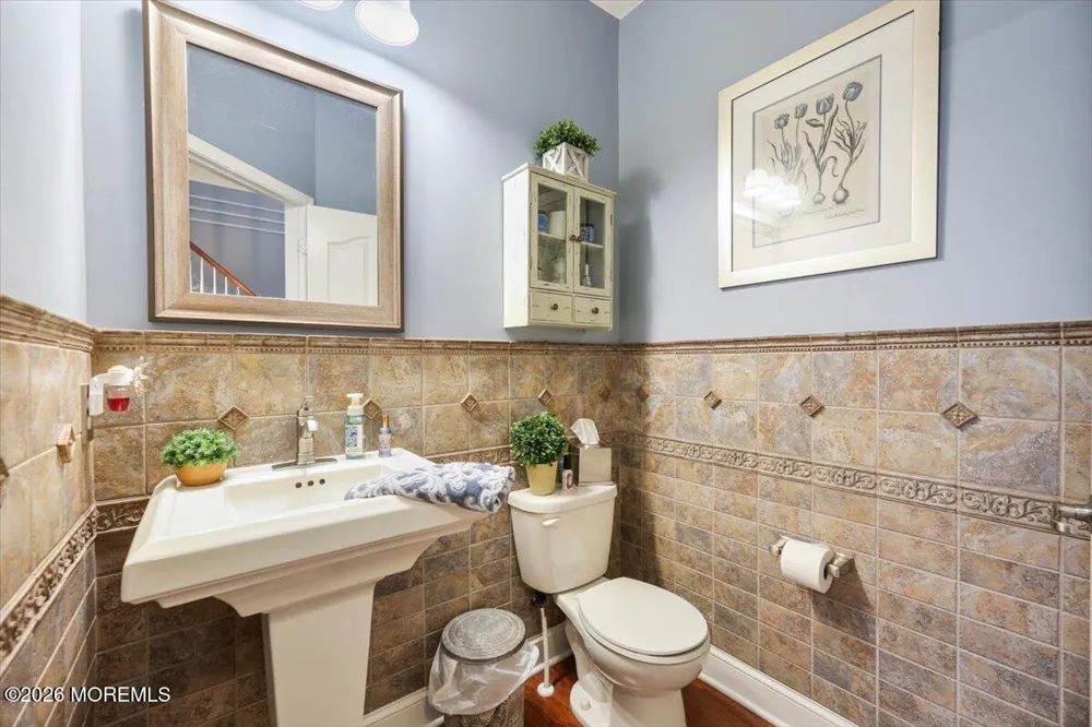 11 Wintergreen Court Jackson, NJ 08527