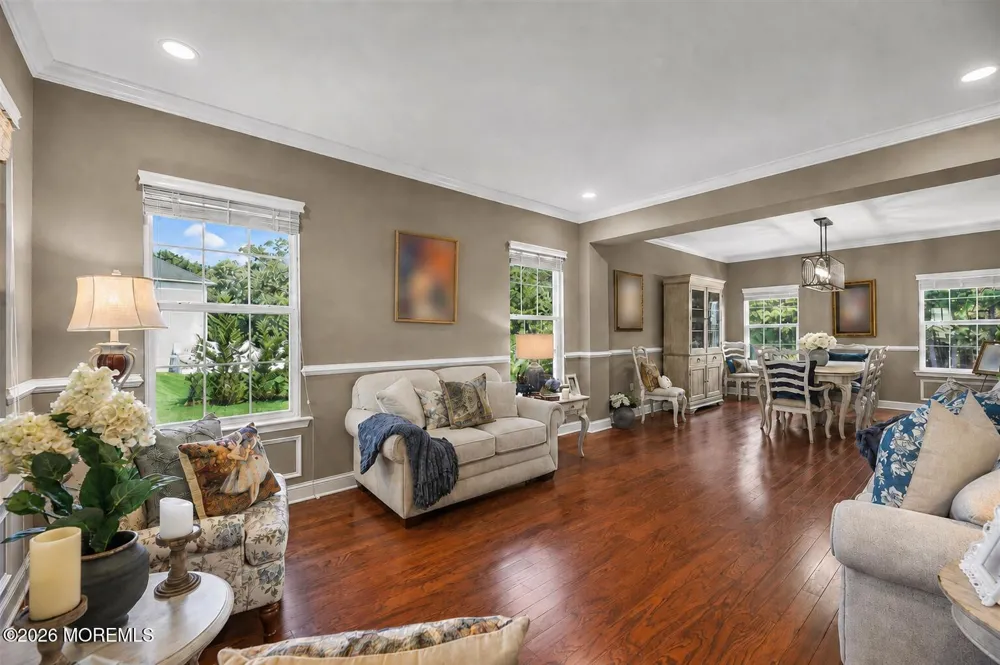 11 Wintergreen Court Jackson, NJ 08527