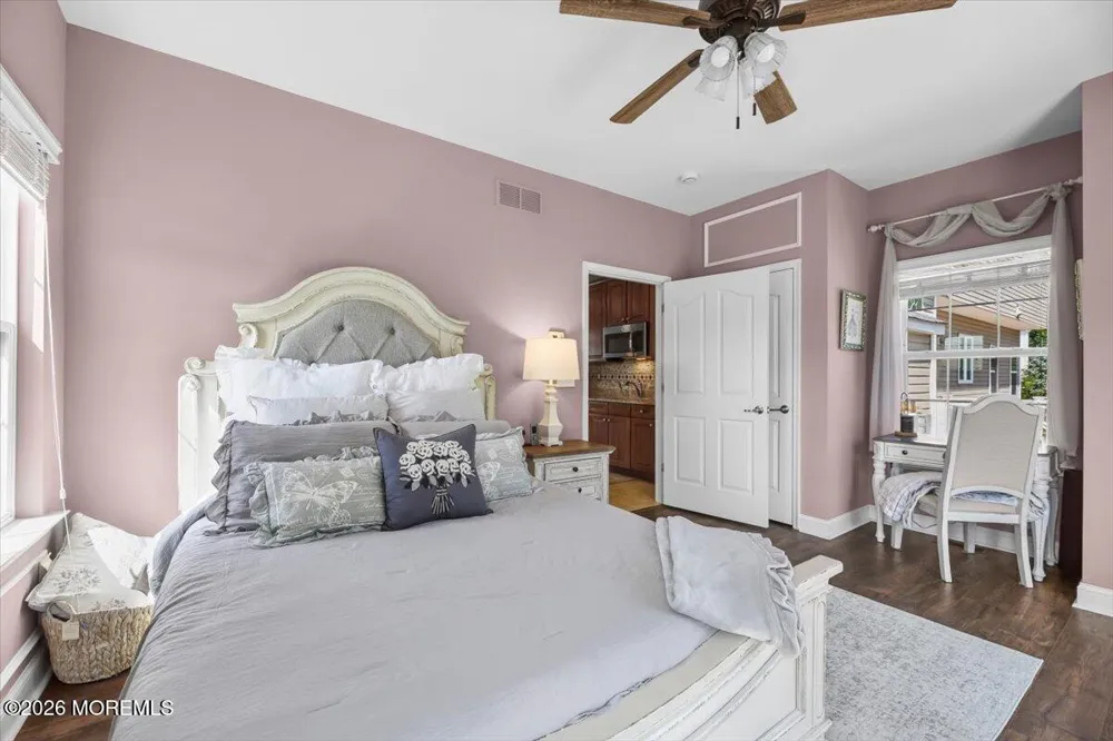 11 Wintergreen Court Jackson, NJ 08527